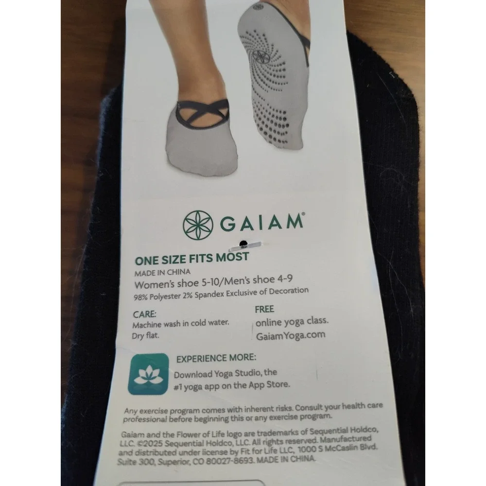 GAIAM grippy yoga